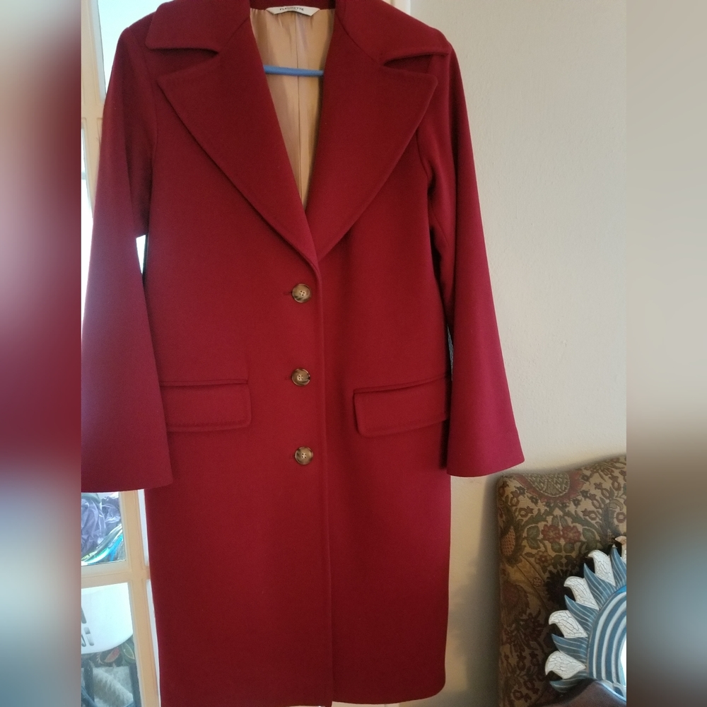 Fleurette Womens Designer Wool Coat %100 Italian wool; Red; size 4